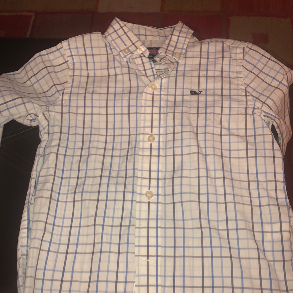 Vineyard Vines button down